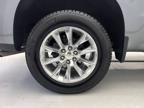 Used 2021 Chevrolet Silverado 1500 LTZ AWD/4WD image 8