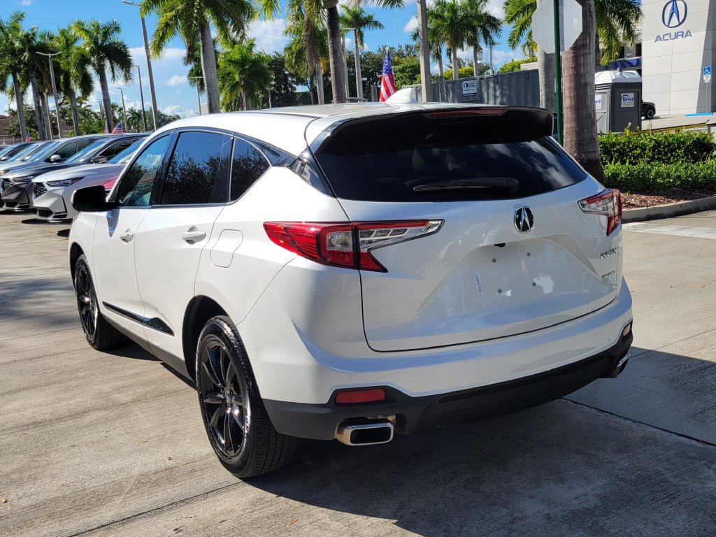 Used 2025 Acura RDX SH-AWD image 5