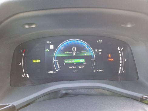 Used 2025 Toyota Camry SE w/ Multimedia Upgrade Package image 19