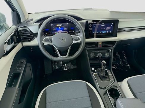 New 2026 Volkswagen Taos S image 21