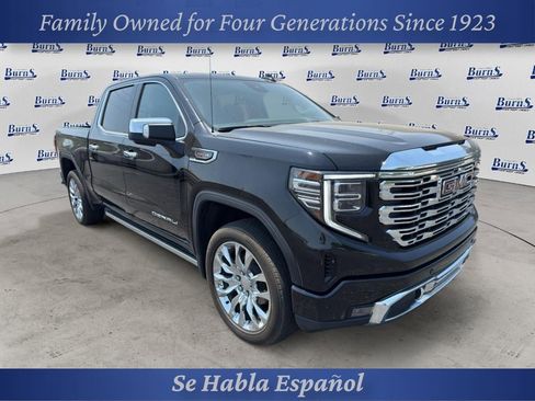 Used 2024 GMC Sierra 1500 Denali w/ Denali Reserve Package AWD/4WD image 1
