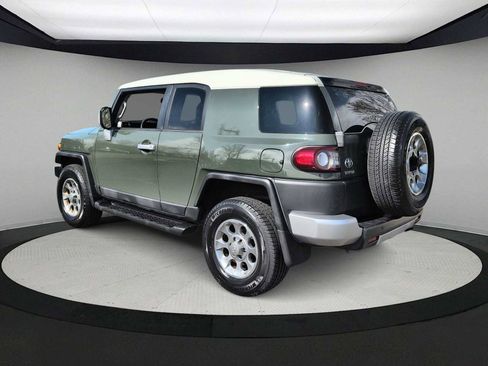Used 2012 Toyota FJ Cruiser 4WD w/ Upgrade Pkg image 6