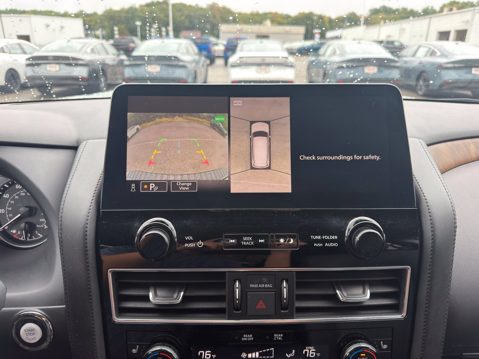Used 2021 Nissan Armada SL w/ Captain's Chairs Package AWD/4WD image 3