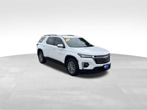 Used 2023 Chevrolet Traverse LT AWD/4WD image 9