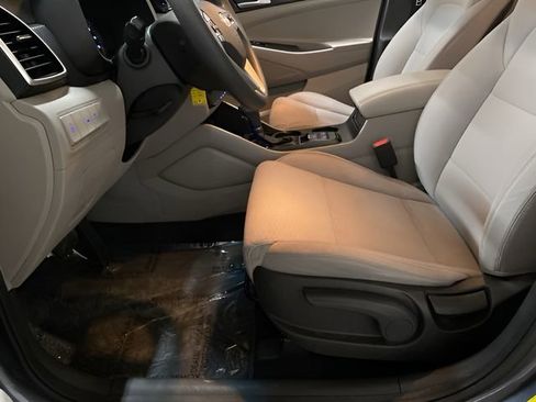 Used 2021 Hyundai Tucson SE image 56
