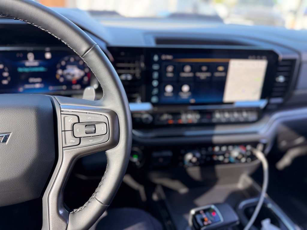 Used 2026 Chevrolet Silverado 1500 ZR2 w/ Dark Appearance Package AWD/4WD image 8