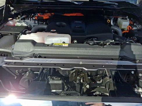 Used 2025 Toyota Tundra 1794 Edition image 29