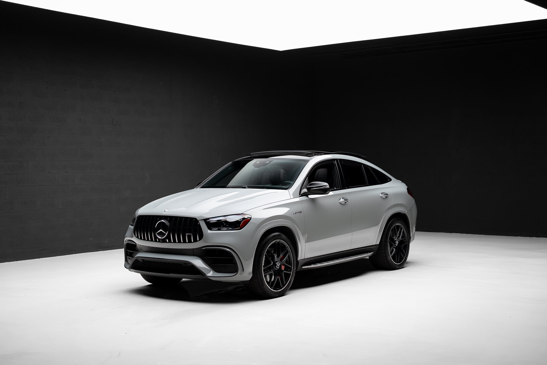 Used 2024 Mercedes-Benz GLE 63 AMG S w/ Driver Assistance Package image 4
