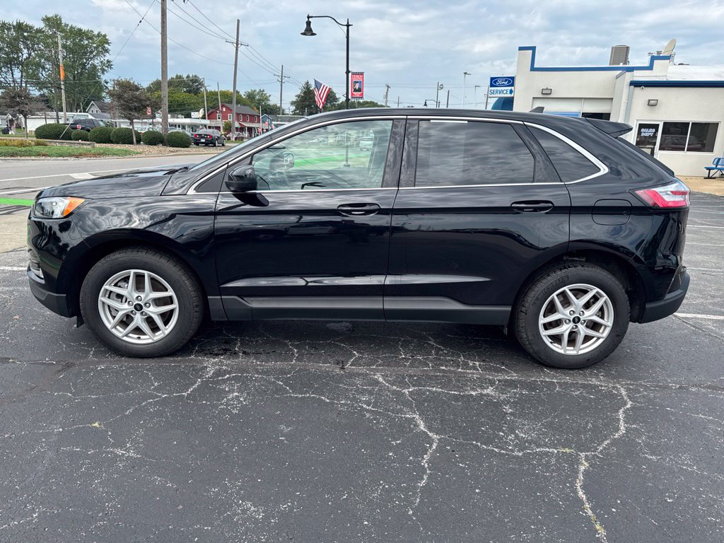 Certified 2024 Ford Edge SEL w/ Convenience Package AWD/4WD image 13