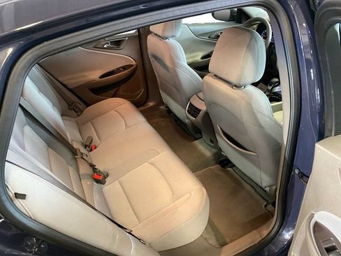 Used 2025 Chevrolet Malibu LT FWD image 18