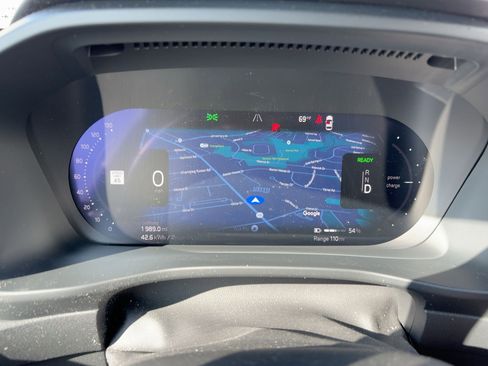 Certified 2023 Volvo XC40 Recharge Ultimate image 20