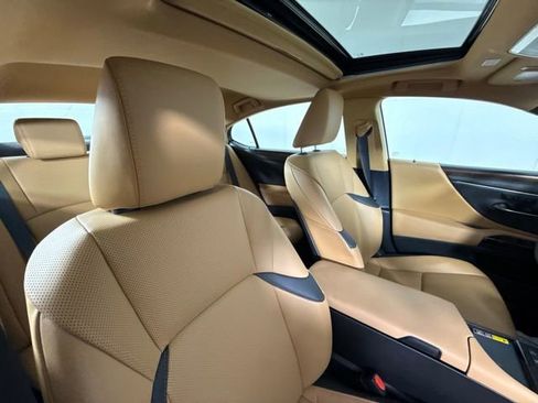 Certified 2025 Lexus ES 300h 300h image 35