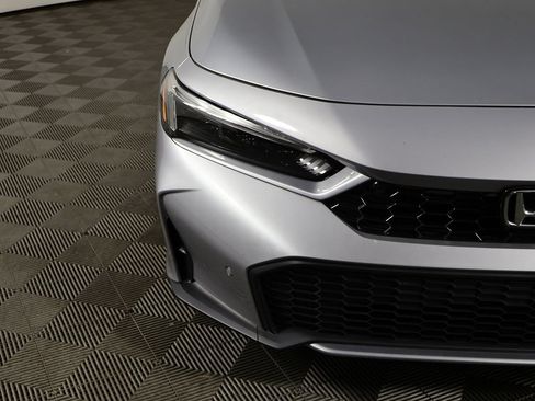 Used 2025 Honda Civic Sport Touring image 15