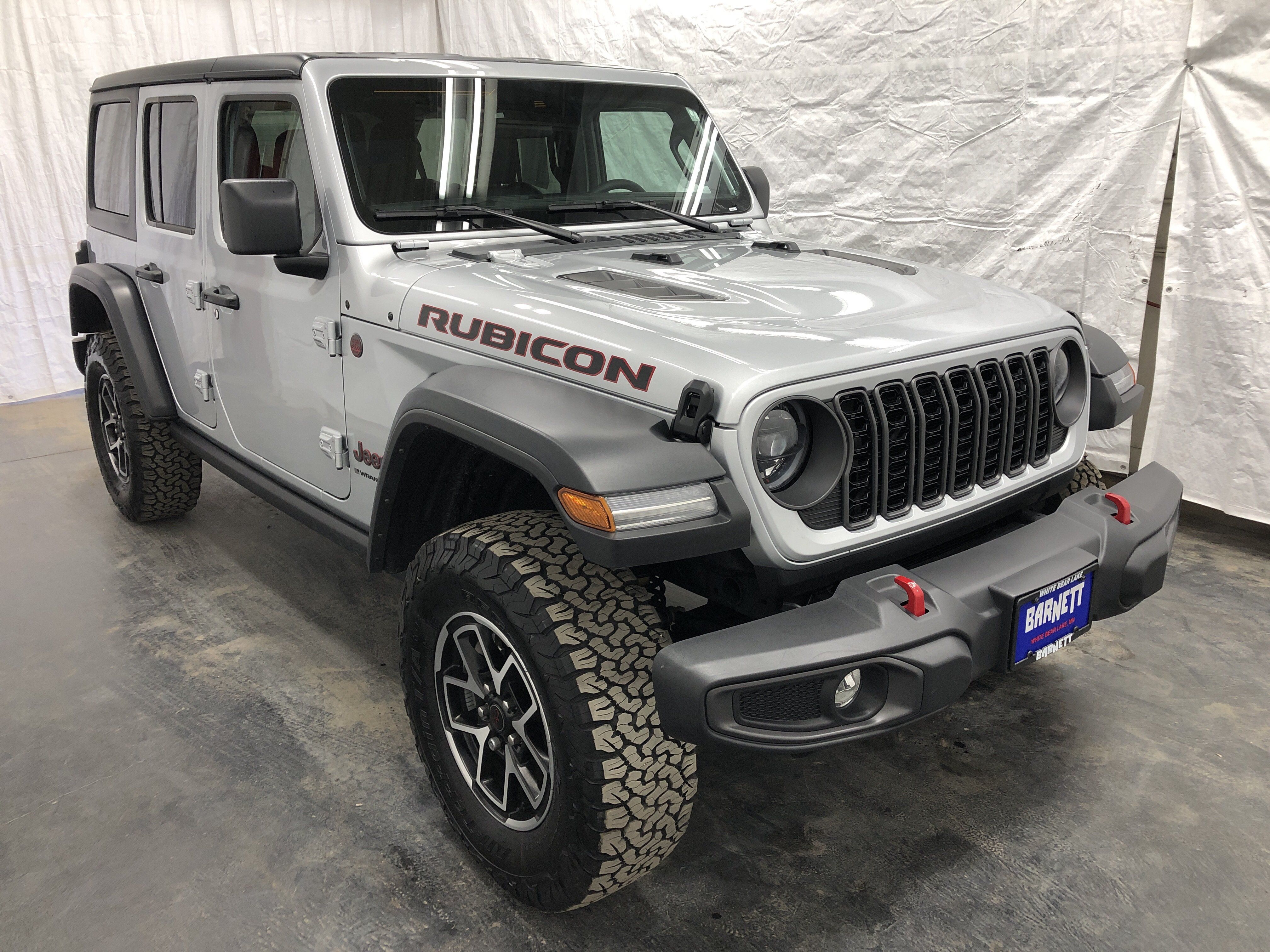 Certified 2024 Jeep Wrangler Unlimited Rubicon w/ Convenience Group AWD/4WD image 4