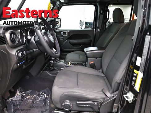 Used 2023 Jeep Wrangler Unlimited w/ Cold Weather Group AWD/4WD image 14