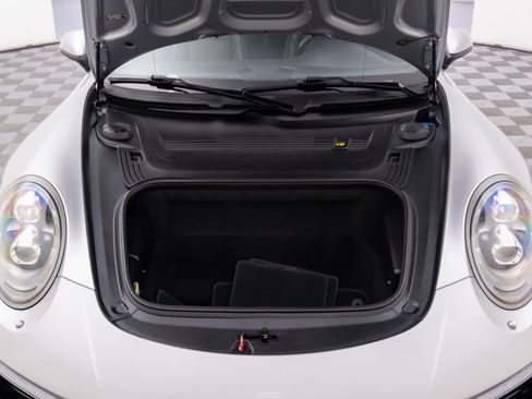 Used 2017 Porsche 911 Carrera image 28