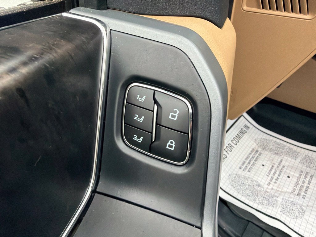 Used 2023 Ford F150 Lariat AWD/4WD image 24