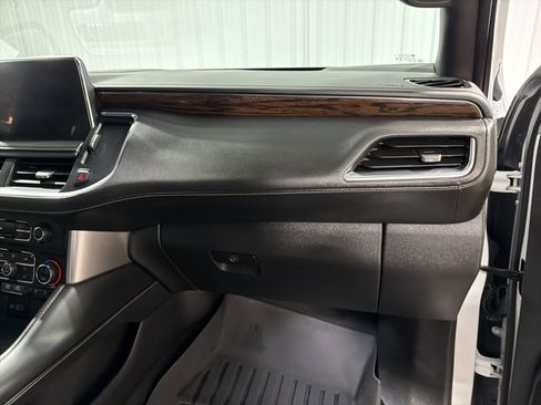 Certified 2023 Chevrolet Suburban Premier image 24