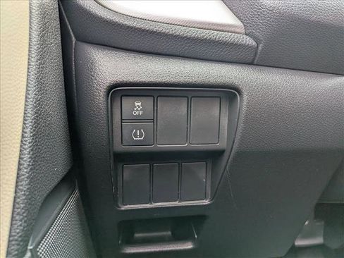 Certified 2018 Honda CR-V LX image 16