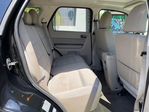 Used 2012 Ford Escape XLT FWD image 25