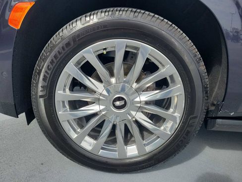 Used 2023 Cadillac Escalade ESV Premium Luxury w/ Performance Package RWD image 13