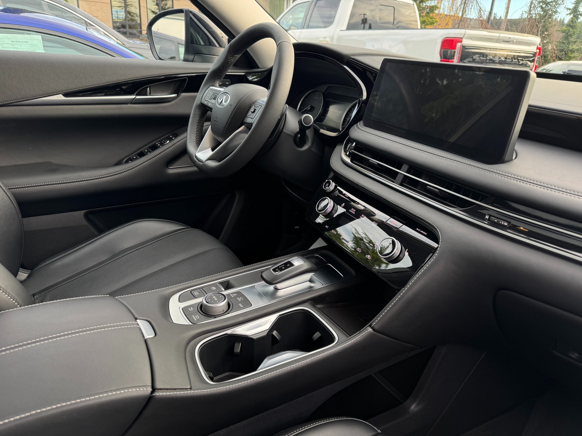 Used 2023 INFINITI QX60 Pure AWD/4WD image 22