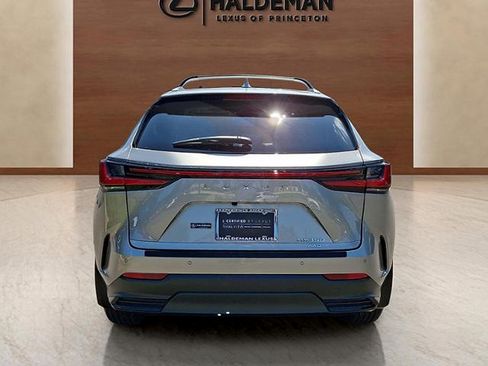 Used 2023 Lexus NX 350 AWD image 5