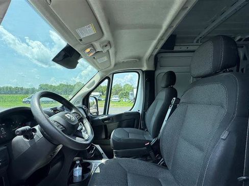 Used 2023 RAM ProMaster 2500 FWD image 31