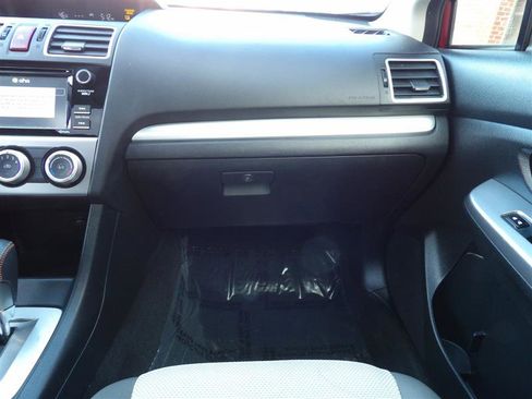 Used 2017 Subaru Crosstrek 2.0i Premium w/ Moonroof Package image 19