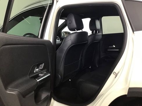 Used 2023 Mercedes-Benz GLA 250 4MATIC image 19