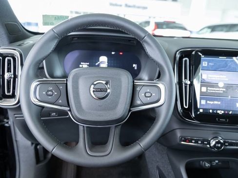 New 2025 Volvo EX40 Core w/ Climate Package image 8