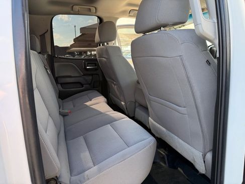 Used 2019 Chevrolet Silverado 2500 W/T AWD/4WD image 17