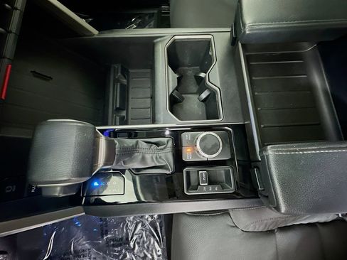 Used 2024 Toyota Tundra SR5 image 22