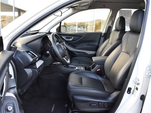 Used 2024 Subaru Forester Limited image 17