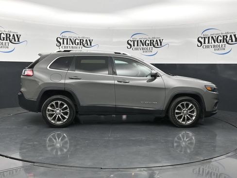 Used 2020 Jeep Cherokee Latitude Plus w/ Comfort/Convenience Group FWD image 10