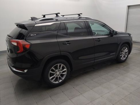 Used 2022 GMC Terrain SLT w/ LPO, 'HIT The Road' Package image 10