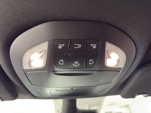 New 2027 Chrysler Pacifica Select FWD image 22