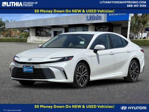 Used 2026 Toyota Camry XLE FWD image 1