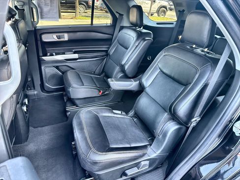 Used 2023 Ford Explorer Limited RWD image 22