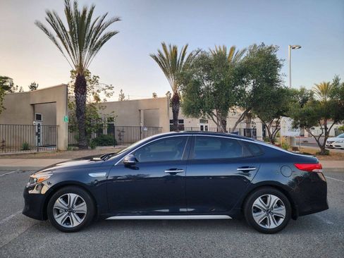 Used 2017 Kia Optima EX FWD image 4