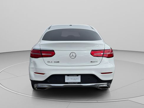 Used 2018 Mercedes-Benz GLC 300 4MATIC Coupe image 4