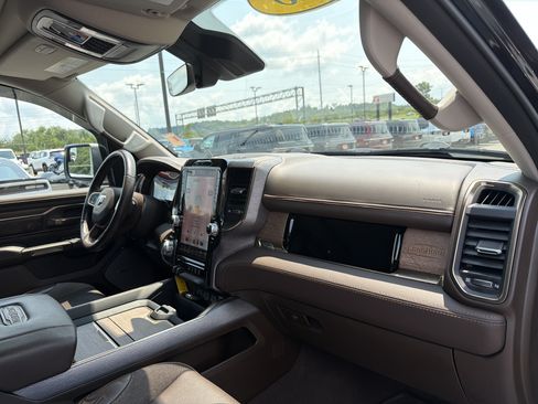Used 2025 RAM 1500 Limited w/ Bed Utility Group AWD/4WD image 37