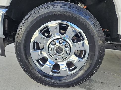 Used 2025 Ford F350 King Ranch w/ Chrome Package image 11