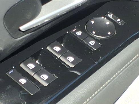 Used 2025 Hyundai Tucson Limited image 22