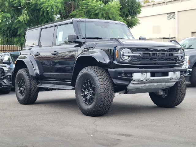 New 2026 Ford Bronco Raptor w/ Interior Carbon Fiber Pack AWD/4WD image 26