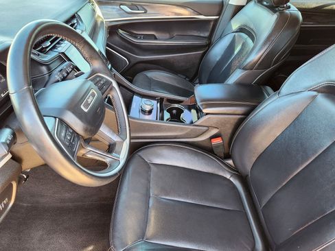 Used 2021 Jeep Grand Cherokee L Limited image 23