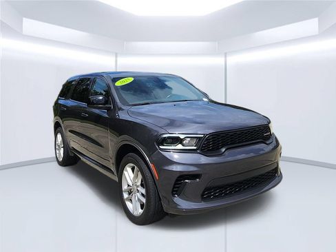 Used 2025 Dodge Durango GT AWD/4WD image 3