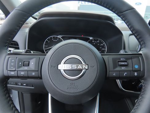 Used 2023 Nissan Rogue SL FWD image 28