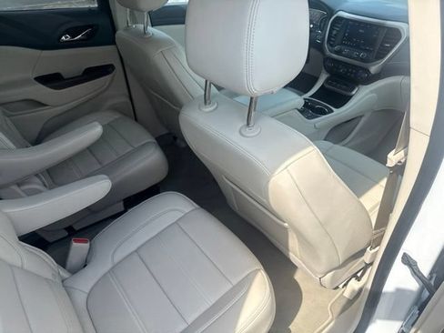 Used 2023 GMC Acadia Denali AWD/4WD image 17