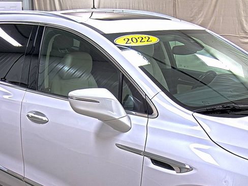 Used 2022 Buick Enclave Essence w/ Experience Buick Package image 15